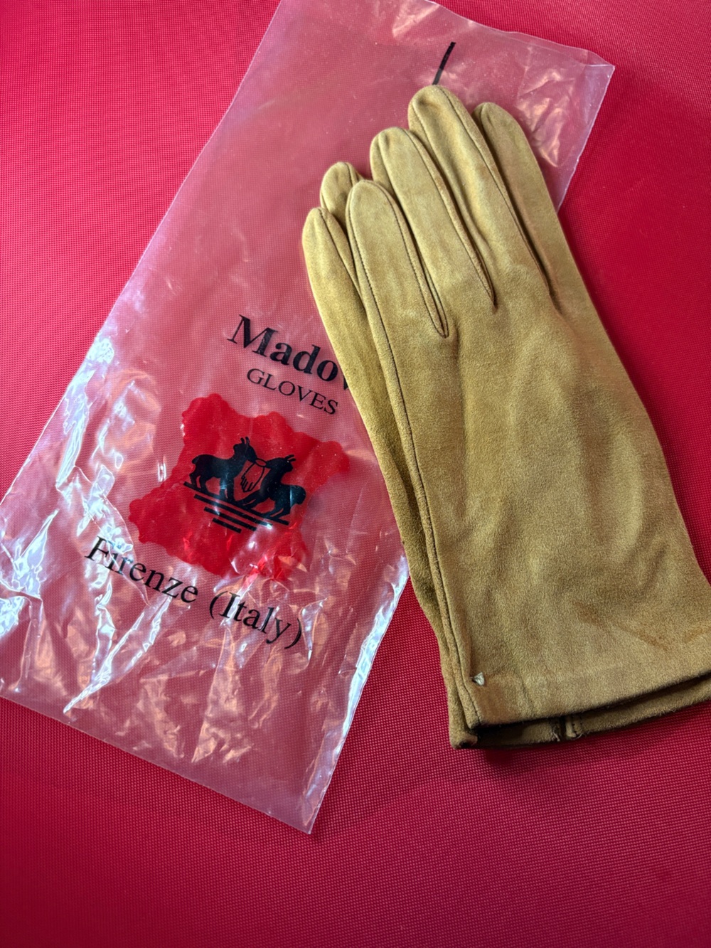 Madova Leather Gloves. Silk Lined. Size 7